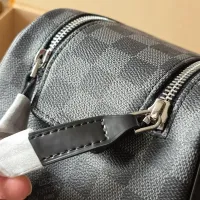 $102.00 USD Louis Vuitton AAA Quality Cosmetic Pouches #1404800