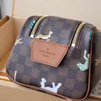 $102.00 USD Louis Vuitton AAA Quality Cosmetic Pouches #1404801