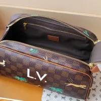 $102.00 USD Louis Vuitton AAA Quality Cosmetic Pouches #1404801