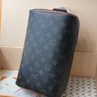 $102.00 USD Louis Vuitton AAA Quality Cosmetic Pouches #1404802