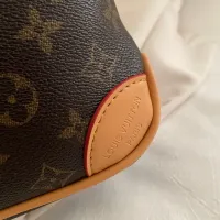 $36.00 USD Louis Vuitton Messenger Bags For Women #1404906
