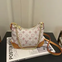 $36.00 USD Louis Vuitton Messenger Bags For Women #1404907