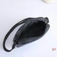 $24.00 USD Louis Vuitton Messenger Bags For Unisex #1405171