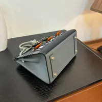 $108.00 USD Hermes AAA Quality Handbags For Women #1405196