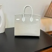 $108.00 USD Hermes AAA Quality Handbags For Women #1405202