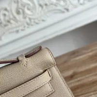$88.00 USD Hermes AAA Quality Handbags For Women #1405359