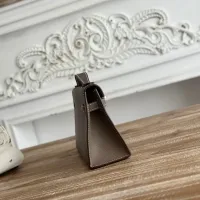 $88.00 USD Hermes AAA Quality Handbags For Women #1405362