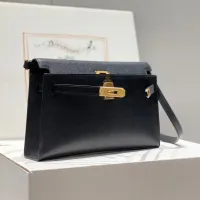 $88.00 USD Hermes AAA Quality Messenger Bags For Women #1405364