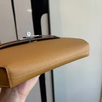 $92.00 USD Hermes AAA Man Pouches #1405372