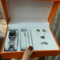 $40.00 USD Cartier Watches For Women #1405862