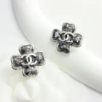 $27.00 USD Chanel Earrings For Women #1405996