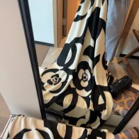 $32.00 USD Chanel Scarves For Women #1406022