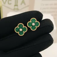 $25.00 USD Van Cleef & Arpels Earrings For Women #1406191