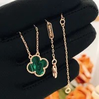$25.00 USD Van Cleef & Arpels Necklaces For Women #1406553