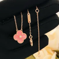 $25.00 USD Van Cleef & Arpels Necklaces For Women #1406561