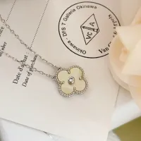 $25.00 USD Van Cleef & Arpels Necklaces For Women #1406566