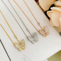 $25.00 USD Van Cleef & Arpels Necklaces For Women #1406573