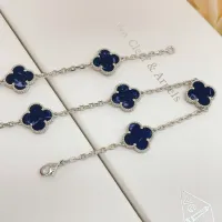 $45.00 USD Van Cleef & Arpels Necklaces For Women #1406581