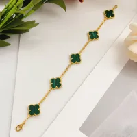 $34.00 USD Van Cleef & Arpels Bracelets For Women #1406589