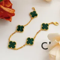 $34.00 USD Van Cleef & Arpels Bracelets For Women #1406589