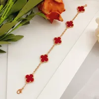 $34.00 USD Van Cleef & Arpels Bracelets For Women #1406594