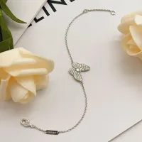 $25.00 USD Van Cleef & Arpels Bracelets For Women #1406608