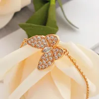 $25.00 USD Van Cleef & Arpels Bracelets For Women #1406609