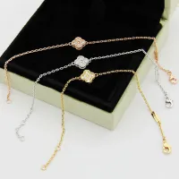 $23.00 USD Van Cleef & Arpels Bracelets For Women #1406613