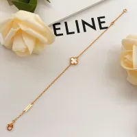 $25.00 USD Van Cleef & Arpels Bracelets For Women #1406619