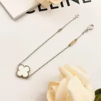 $25.00 USD Van Cleef & Arpels Bracelets For Women #1406638