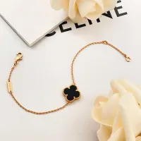 $25.00 USD Van Cleef & Arpels Bracelets For Women #1406642