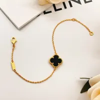 $25.00 USD Van Cleef & Arpels Bracelets For Women #1406643