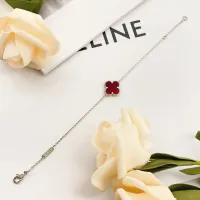 $25.00 USD Van Cleef & Arpels Bracelets For Women #1406644