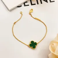 $25.00 USD Van Cleef & Arpels Bracelets For Women #1406649