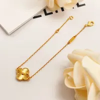 $25.00 USD Van Cleef & Arpels Bracelets For Women #1406654