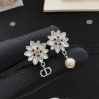 $27.00 USD Christian Dior Earrings For Women #1406718