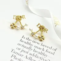 $29.00 USD Christian Dior Earrings For Women #1406976