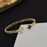 $48.00 USD Van Cleef & Arpels Bracelets For Women #1407096