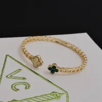 $48.00 USD Van Cleef & Arpels Bracelets For Women #1407096