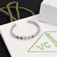 $48.00 USD Van Cleef & Arpels Bracelets For Women #1407097