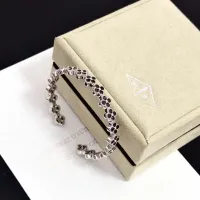 $48.00 USD Van Cleef & Arpels Bracelets For Women #1407101