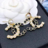 $25.00 USD Chanel Earrings For Women #1407181