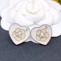 $25.00 USD Chanel Earrings For Women #1407203