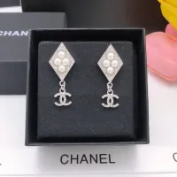 $25.00 USD Chanel Earrings For Women #1407230