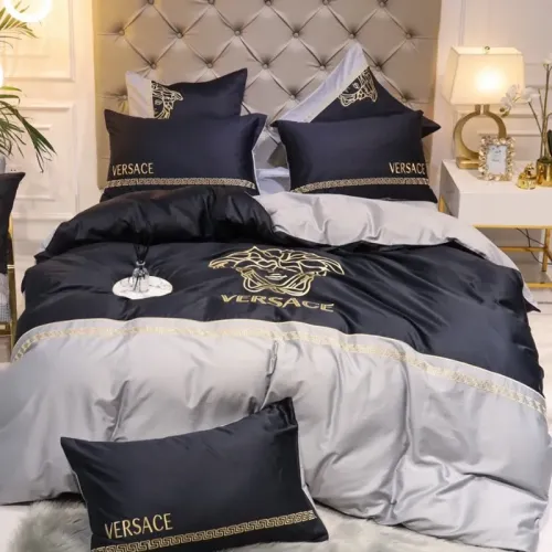 Versace Bedding #1408932 $150.00 USD, Wholesale Replica Versace Bedding