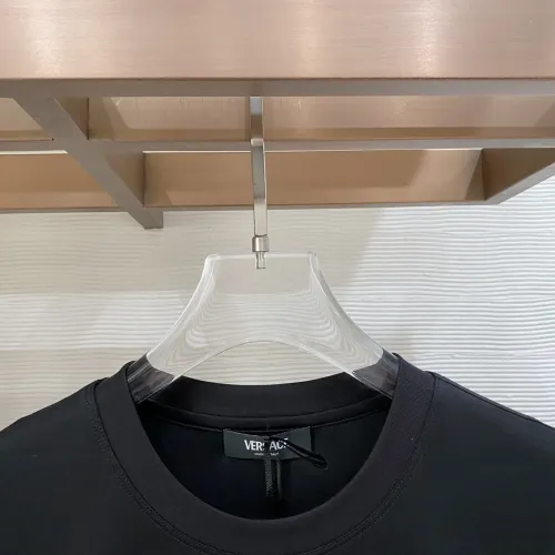 Replica Versace T-Shirts Short Sleeved For Men #1409783 $92.00 USD for Wholesale