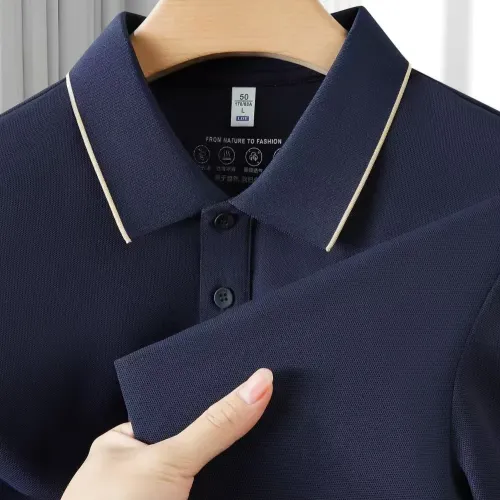 Replica Gucci T-Shirts Short Sleeved For Unisex #1410811 $42.00 USD for Wholesale