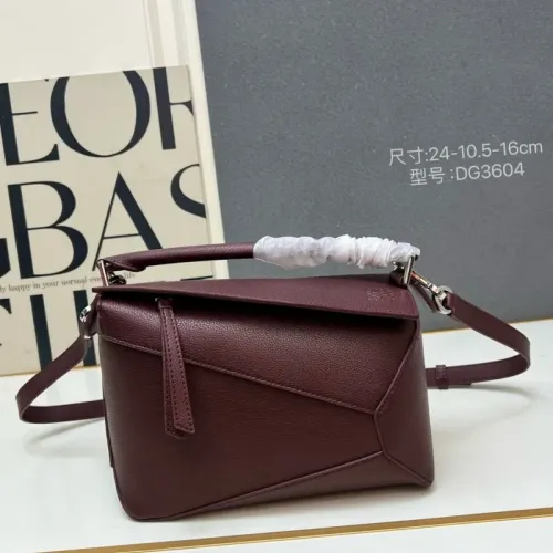 LOEWE AAA Quality Messenger Bags For Women #1411164 $105.00 USD, Wholesale Replica LOEWE AAA Quality Messenger Bags