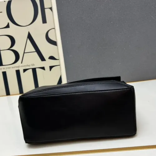 Replica LOEWE AAA Quality Messenger Bags For Women #1411202 $105.00 USD for Wholesale