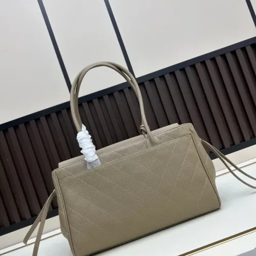 Replica Chanel AAA Quality Handbags For Women #1411688 $108.00 USD for Wholesale